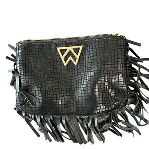 Kelly Wynne Black Clutch